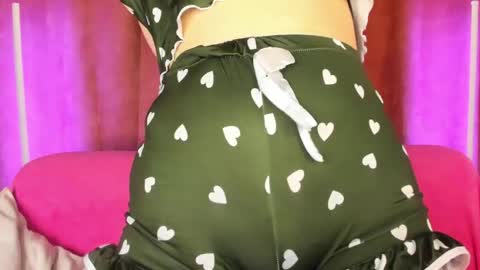Snapshot of kellyfiery chatting on 05-06-26, 01:47 Kellyfiery online show from 05-06-26, 01:47