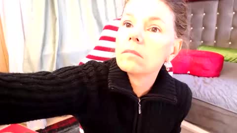 Snapshot of kellynumber chatting on 05-01-26, 12:54 kelly online show from 05-01-26, 12:54