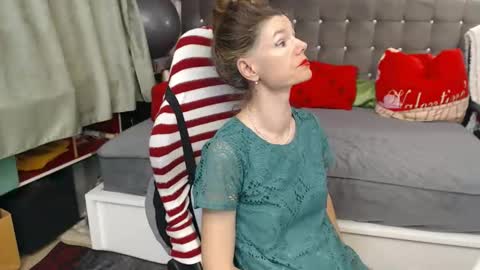 Snapshot of kellynumber chatting on 05-14-26, 01:56 kelly online show from 05-14-26, 01:56