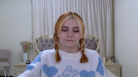 Kelly Stoneys online show from 02-07-25, 03:08