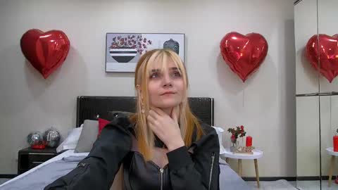 Kelly Stoneys online show from 02-23-25, 03:18