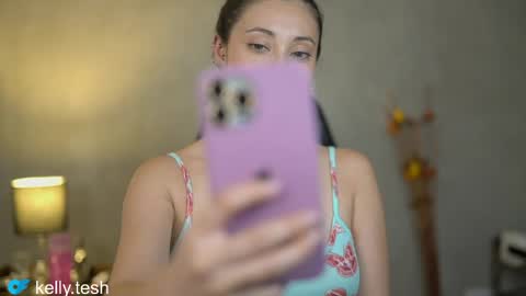 Snapshot of kellytesh chatting on 05-24-26, 10:37 Kelly online show from 05-24-26, 10:37