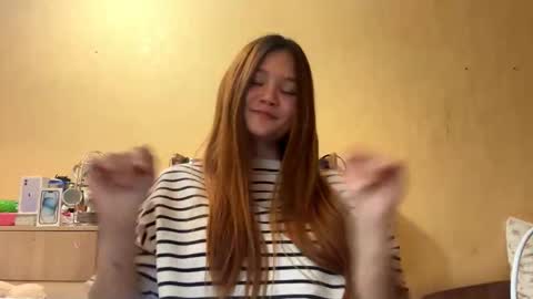 Mia online show from 02-07-26, 06:00