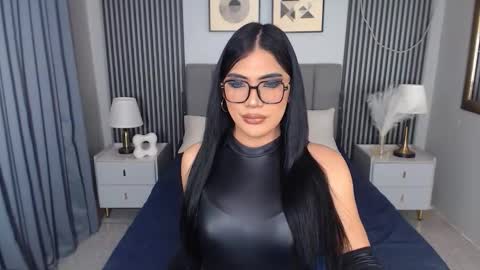 kelsie_silva online show from 11-19-25, 07:03