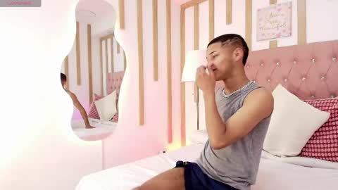 Kelvin online show from 04-10-26, 12:32