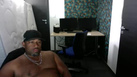 ken3897 online show from 06-04-26, 08:31