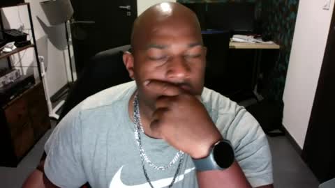 ken3897 online show from 07-31-26, 09:14