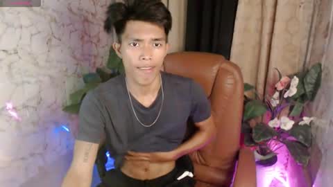 ken_minjun online show from 06-09-26, 03:23