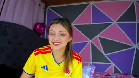 Kendarl Colins online show from 06-24-26, 04:11