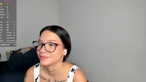 Snapshot of kendalgrey01 chatting on 02-26-25, 03:41 Kendal online show from 02-26-25, 03:41