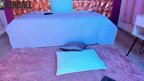 Kendall online show from 12-31-24, 02:25