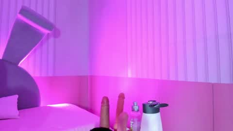 Kendall no Jenner  online show from 04-13-26, 03:01