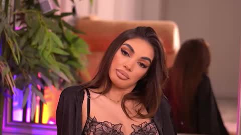 Kendal online show from 12-15-25, 08:57