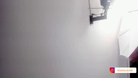 kendallbleer online show from 11-30-25, 11:47