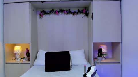 Kendal online show from 12-27-24, 11:39