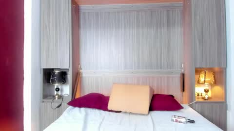 Kendal online show from 01-14-25, 02:53