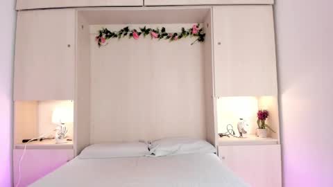 Kendal online show from 04-18-26, 11:36