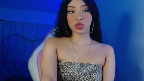 Snapshot of kendallrush2 chatting on 01-09-25, 02:22 Kendall Rush online show from 01-09-25, 02:22