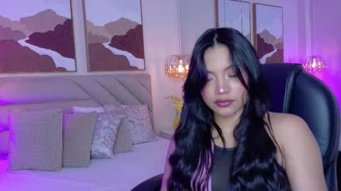 Kendal online show from 11-08-25, 01:50