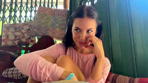 Hello my name is Kenzie its my third day here nice to meet youTGMamiMiami  Give me 50 thumbs ups online show from 03-07-26, 04:09