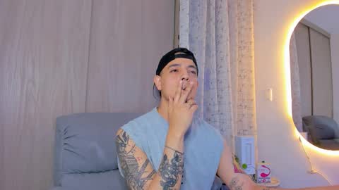 kendel_dimitri online show from 11-04-25, 02:32