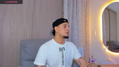 kendel_dimitri online show from 11-15-25, 08:11