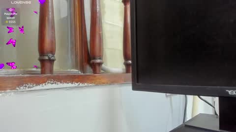 Kendra London online show from 11-17-25, 10:54