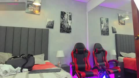 Kendra London online show from 05-19-26, 11:05