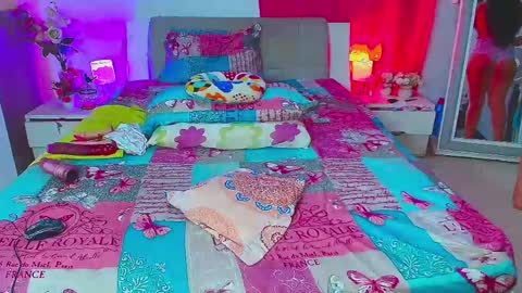kendra_love31 online show from 06-07-26, 04:16