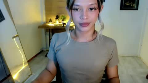 Snapshot of kendra_lunaxx chatting on 05-30-26, 08:11 kendra_lunaxx online show from 05-30-26, 08:11