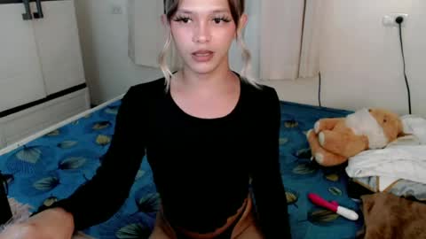 Snapshot of kendra_lunaxx chatting on 06-15-26, 02:19 kendra_lunaxx online show from 06-15-26, 02:19