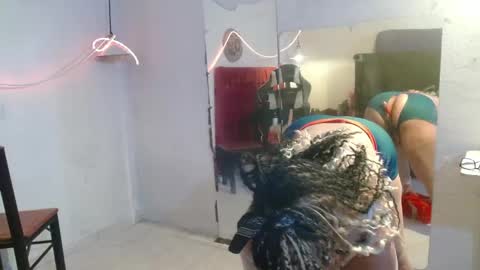 Snapshot of kendra_lust_69 chatting on 06-03-26, 09:45 kendra_lust_69 online show from 06-03-26, 09:45