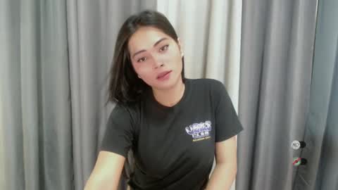 K E N D R A online show from 02-18-25, 05:42