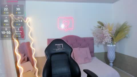 kendra online show from 12-21-25, 03:13