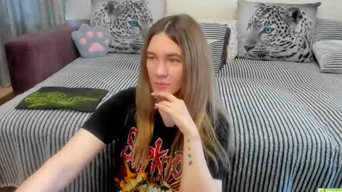 Kendra online show from 04-24-26, 12:02