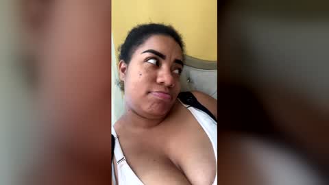 Mamasita online show from 04-15-26, 04:03