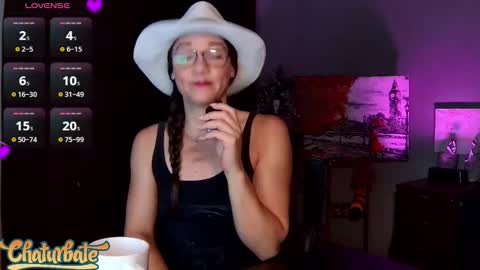 Kendra online show from 11-17-25, 03:01