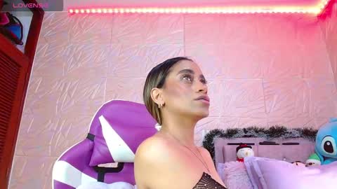 KENDRAPOTTER online show from 01-10-26, 07:04