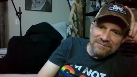 Snapshot of kenkuddles chatting on 01-24-25, 03:00 Ken Kuddles online show from 01-24-25, 03:00