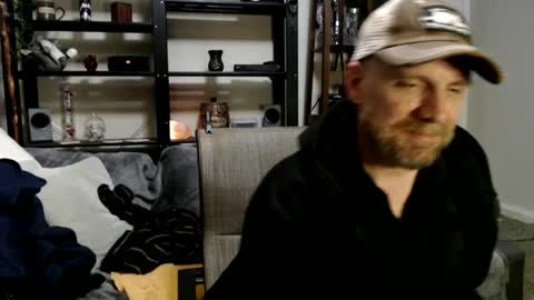 Snapshot of kenkuddles chatting on 01-25-25, 04:34 Ken Kuddles online show from 01-25-25, 04:34