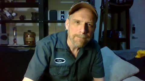 Snapshot of kenkuddles chatting on 02-19-25, 12:25 Ken Kuddles online show from 02-19-25, 12:25