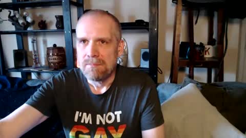 Snapshot of kenkuddles chatting on 02-21-25, 12:27 Ken Kuddles online show from 02-21-25, 12:27