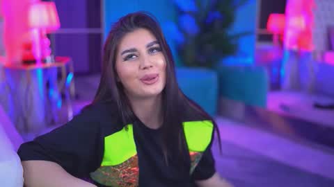 Kendra online show from 11-19-25, 03:56