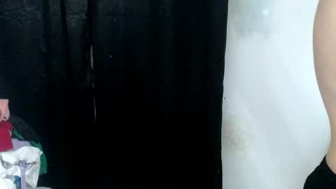 Snapshot of kennerfox77 chatting on 05-15-26, 08:54 Kennfox777 online show from 05-15-26, 08:54