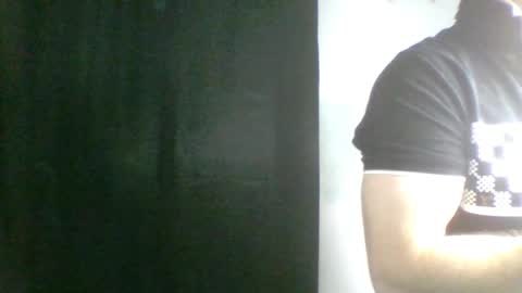 Snapshot of kennerfox77 chatting on 05-30-26, 02:30 Kennfox777 online show from 05-30-26, 02:30