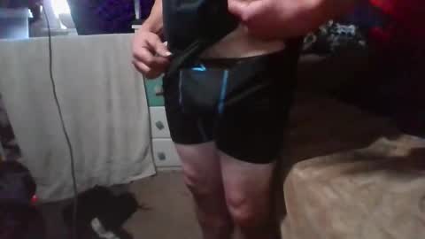 Snapshot of kenneth69h chatting on 09-08-25, 07:24 kenneth69h online show from 09-08-25, 07:24