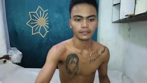 Snapshot of kenneth_jeey chatting on 10-27-25, 10:19 kenneth_jeey online show from 10-27-25, 10:19