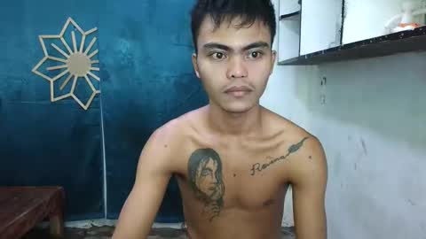 Snapshot of kenneth_jeey chatting on 11-18-25, 01:22 kenneth_jeey online show from 11-18-25, 01:22