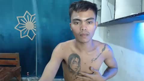Snapshot of kenneth_jeey chatting on 12-19-25, 10:44 kenneth_jeey online show from 12-19-25, 10:44