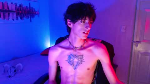 kenny online show from 02-04-25, 12:40